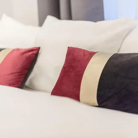 Venus - Almassy Park * Budapest